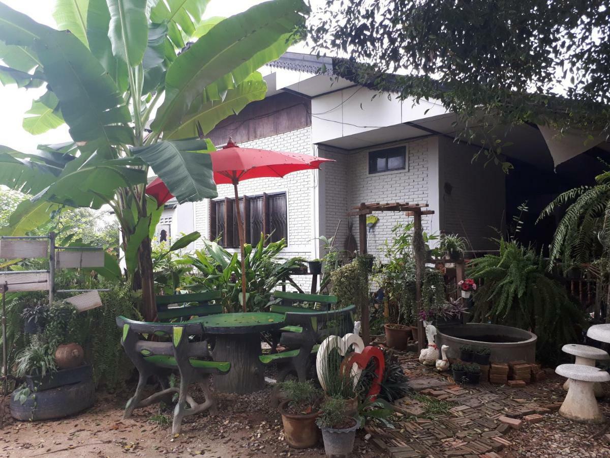 Baan Bar Cafe Hotel Мае Чаем Екстериор снимка